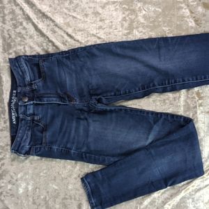 American Eagle/ size 2/ medium to dark blue denim